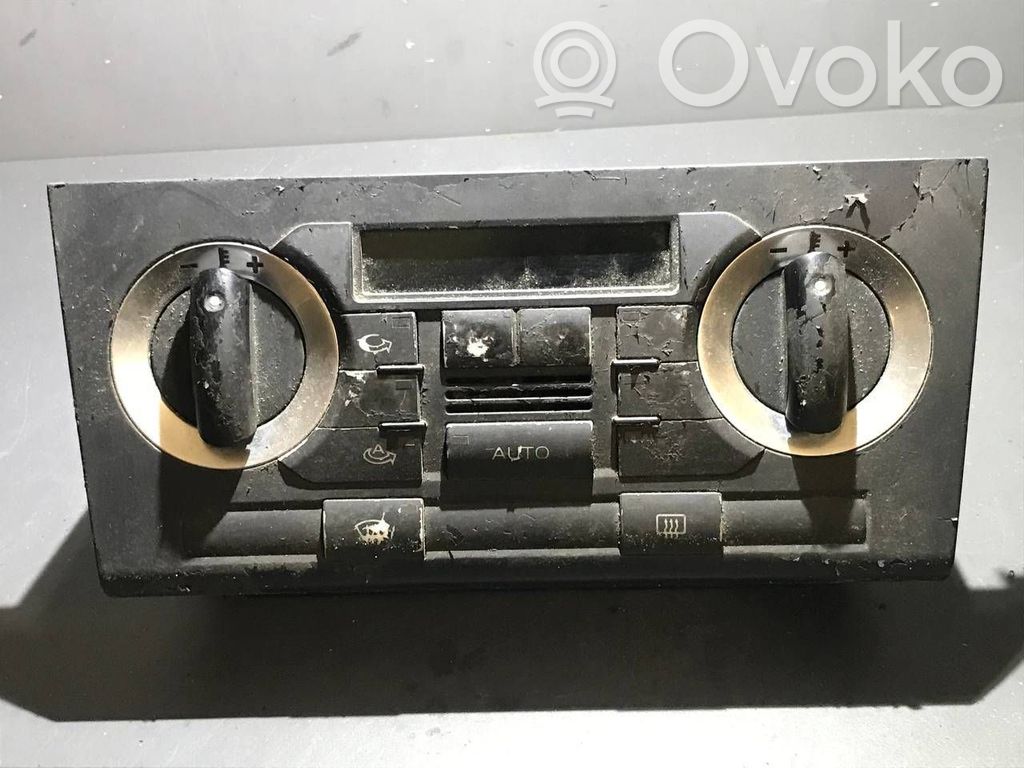 Audi A3 S3 8P Climate control unit 