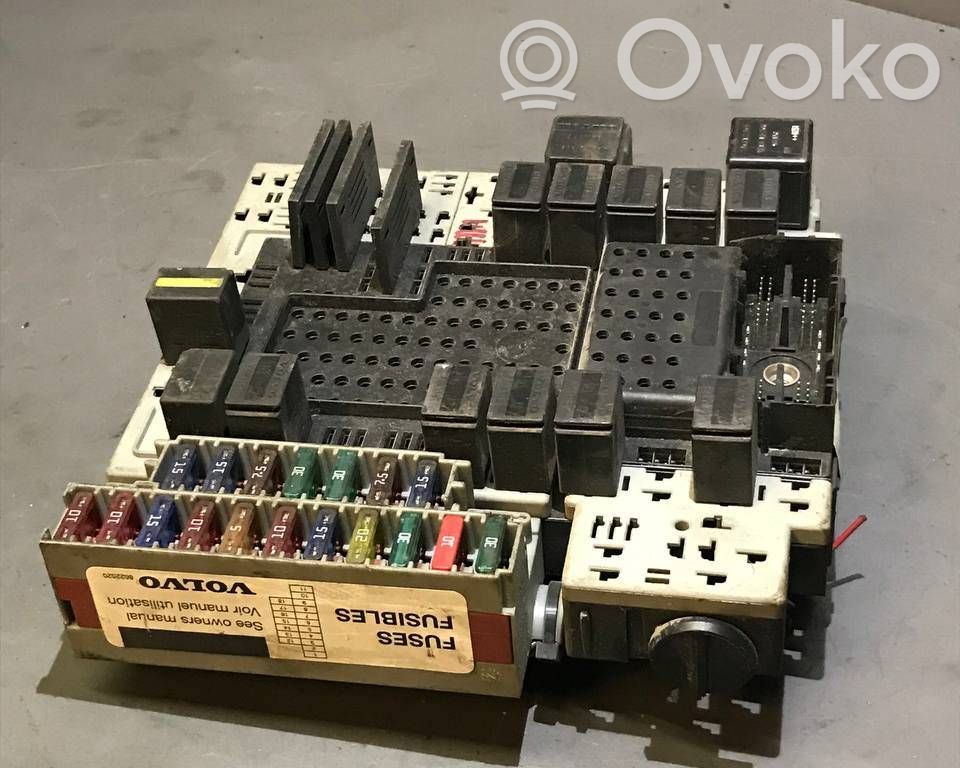 Volvo XC90 Fuse module 