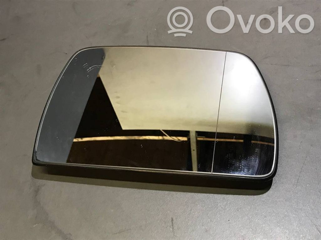 BMW X3 E83 Spoguļa stikls 