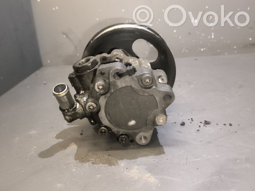 Audi A8 S8 D3 4E Power steering pump 