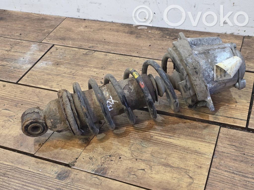 Volvo XC70 Ansamblu amortizor cu arc spate 
