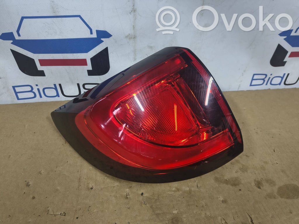 Chrysler Pacifica Galinis žibintas kėbule 