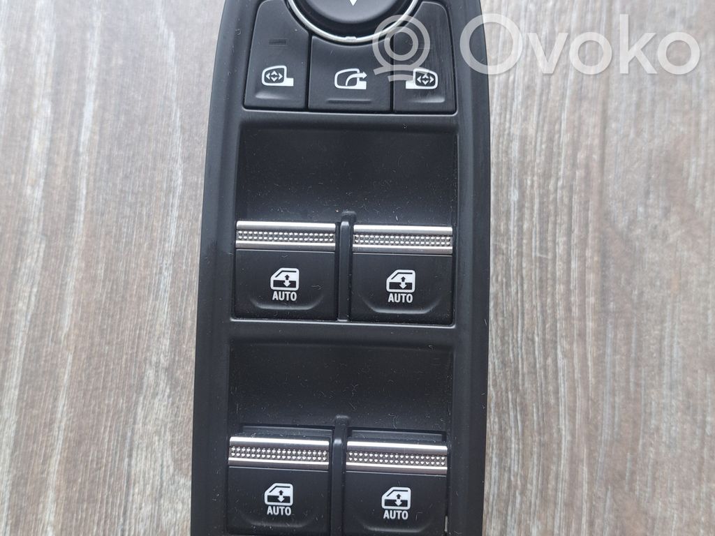 Electric window control switch   254108260R