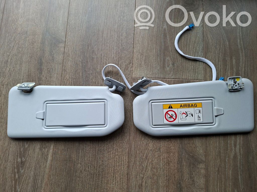 Opel Grandland X Skydelis nuo saulės 
