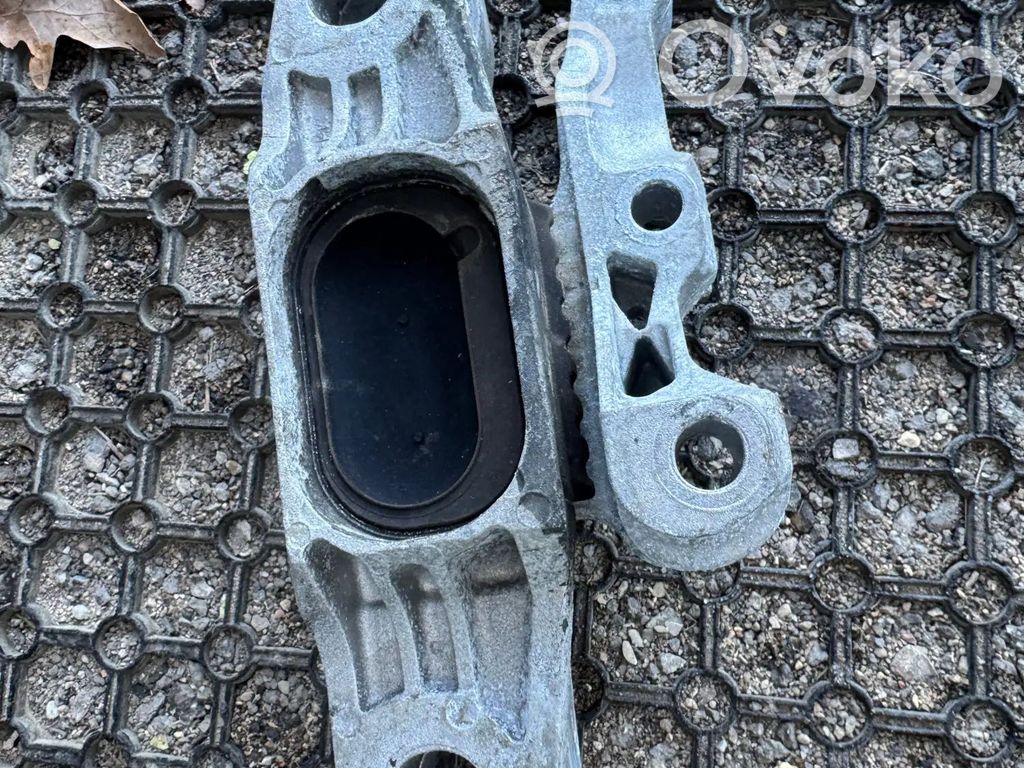 Ford Kuga III Engine mount bracket 