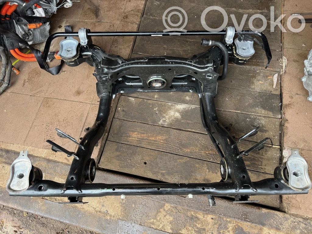 Audi Q4 e-tron Galinis traversas 