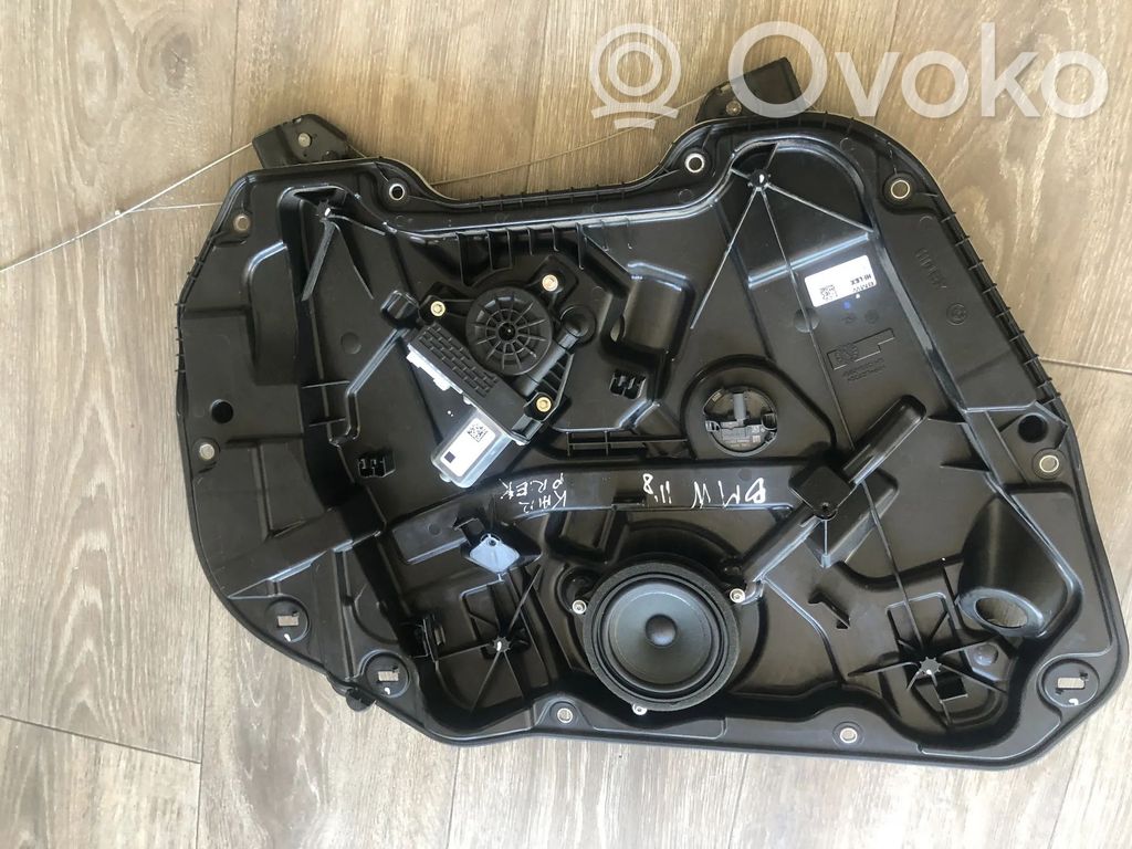 BMW 1 F40 Elektryczny podnośnik szyby drzwi tylnych 