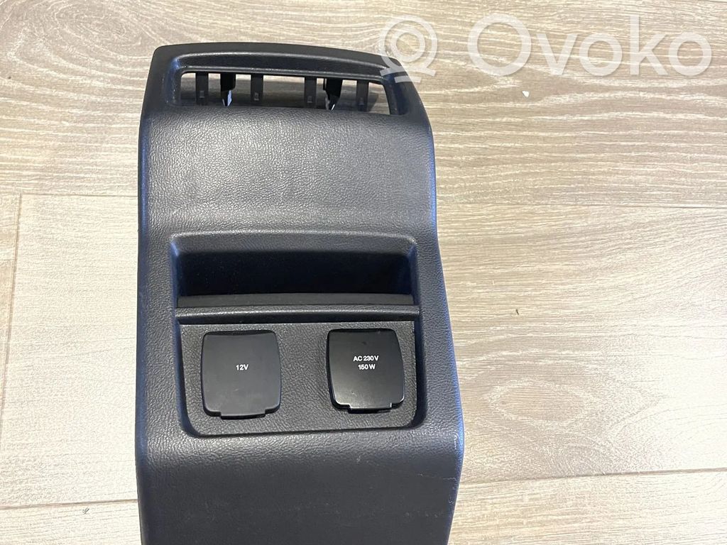 Otros repuestos del interior   EM2BR045A12B,DS7T19G247BC