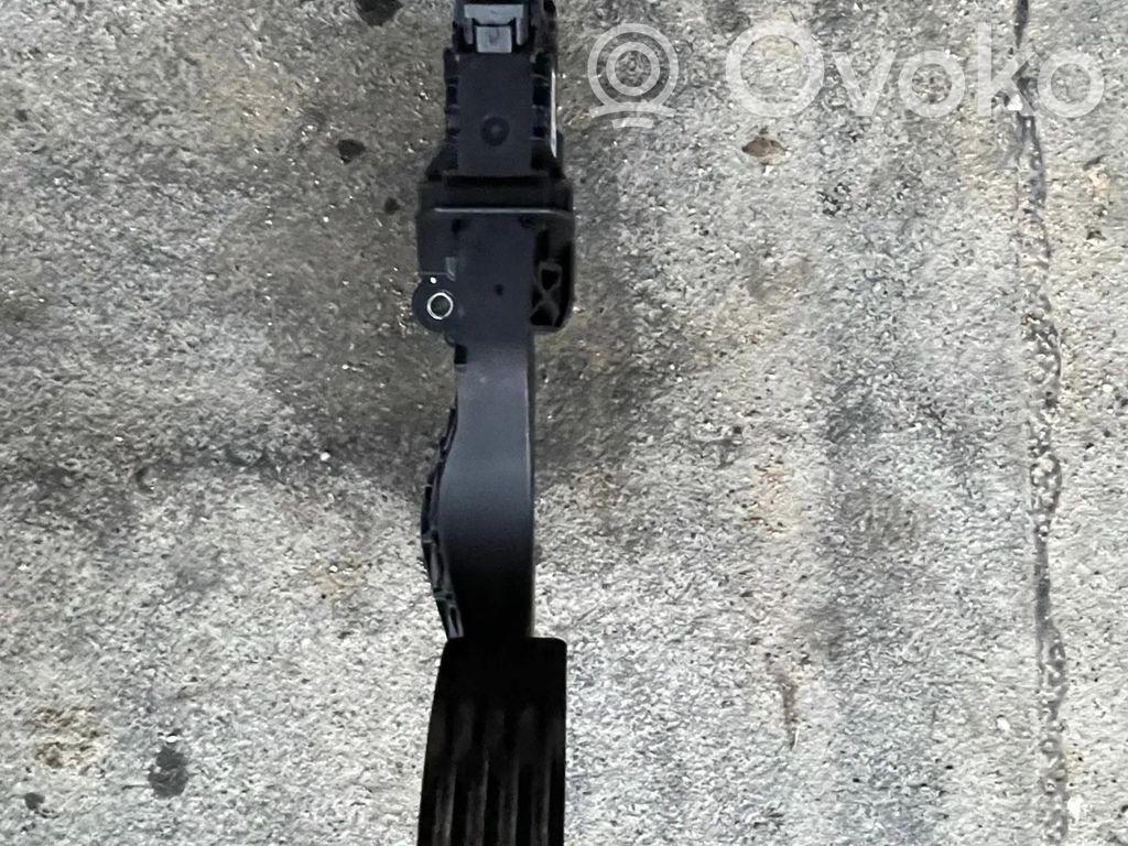 Volvo XC40 Pedał gazu / przyspieszenia 