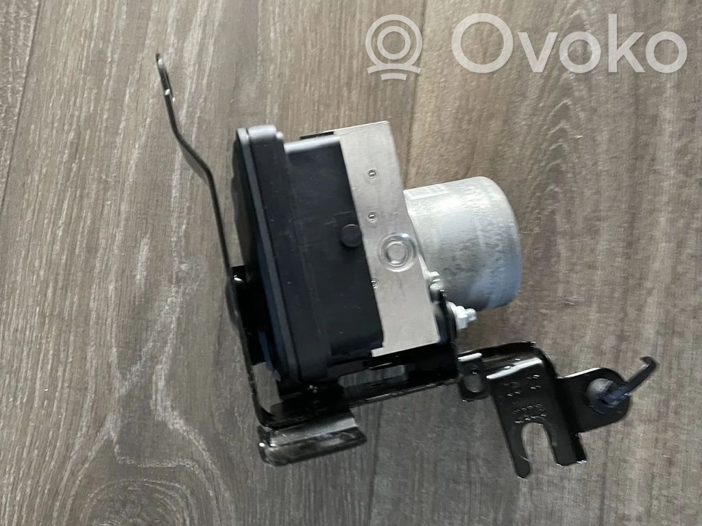 Opel Astra L ABS-pumppu 
