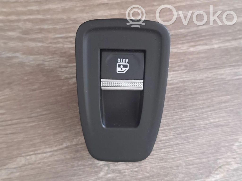 Renault Megane E-Tech Electric window control switch 