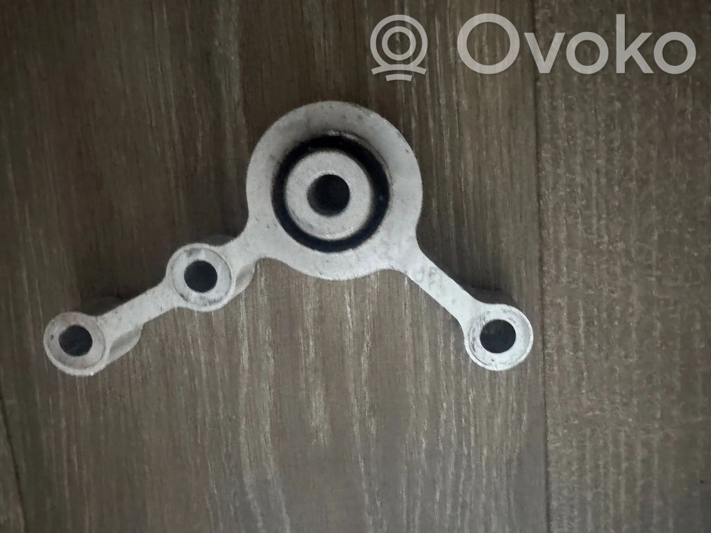 Ford Kuga III Mocowanie / Uchwyt skrzyni biegów 