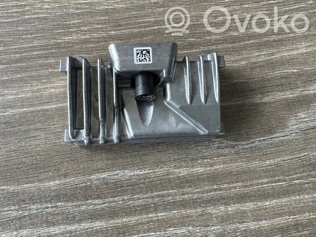 Windshield/windscreen camera   9871856780