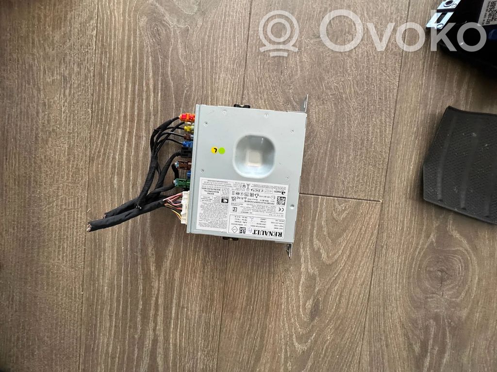 Renault Symbioz Unité / module navigation GPS 