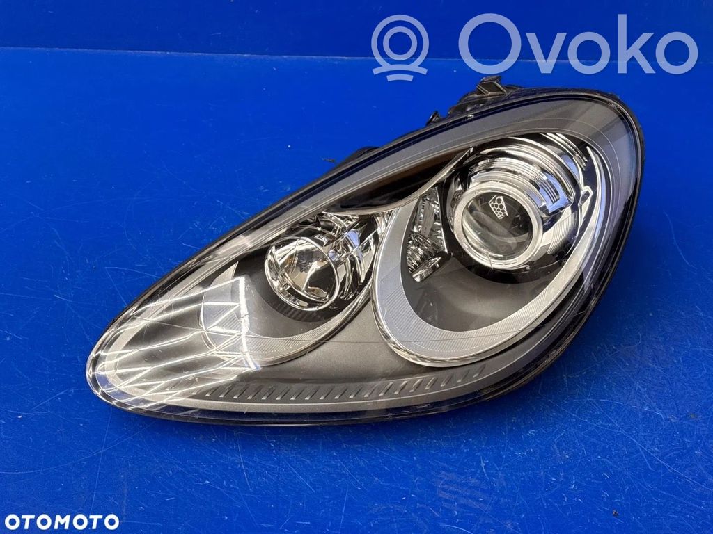 Porsche Cayenne (92A) Lampa przednia 