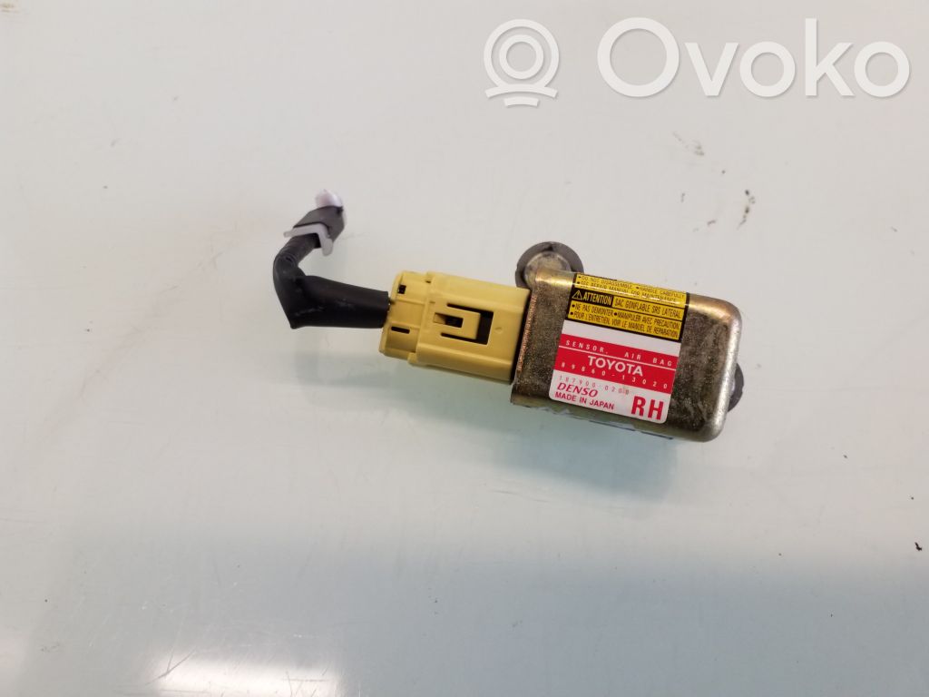 Toyota Corolla E120 E130 Airbagsensor Crashsensor Drucksensor 
