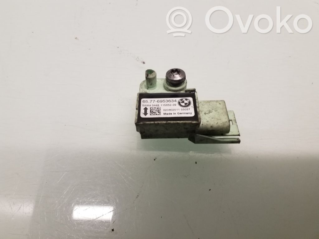 BMW 5 E60 E61 Airbag deployment crash/impact sensor 