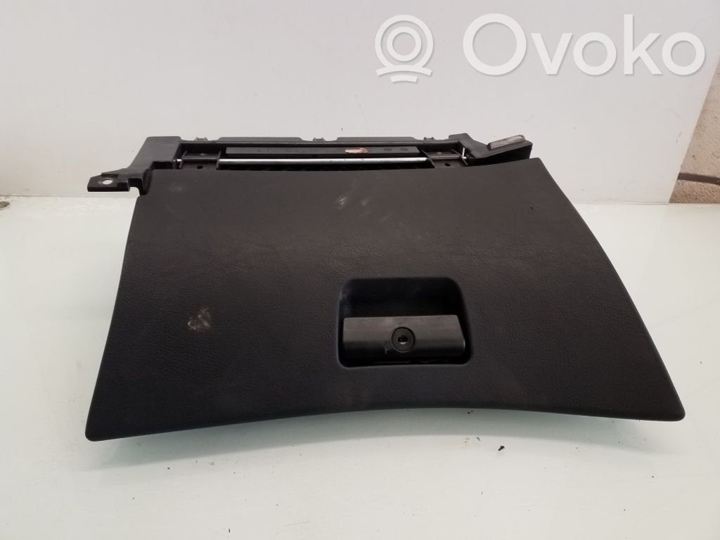 BMW 3 E46 Glove box 