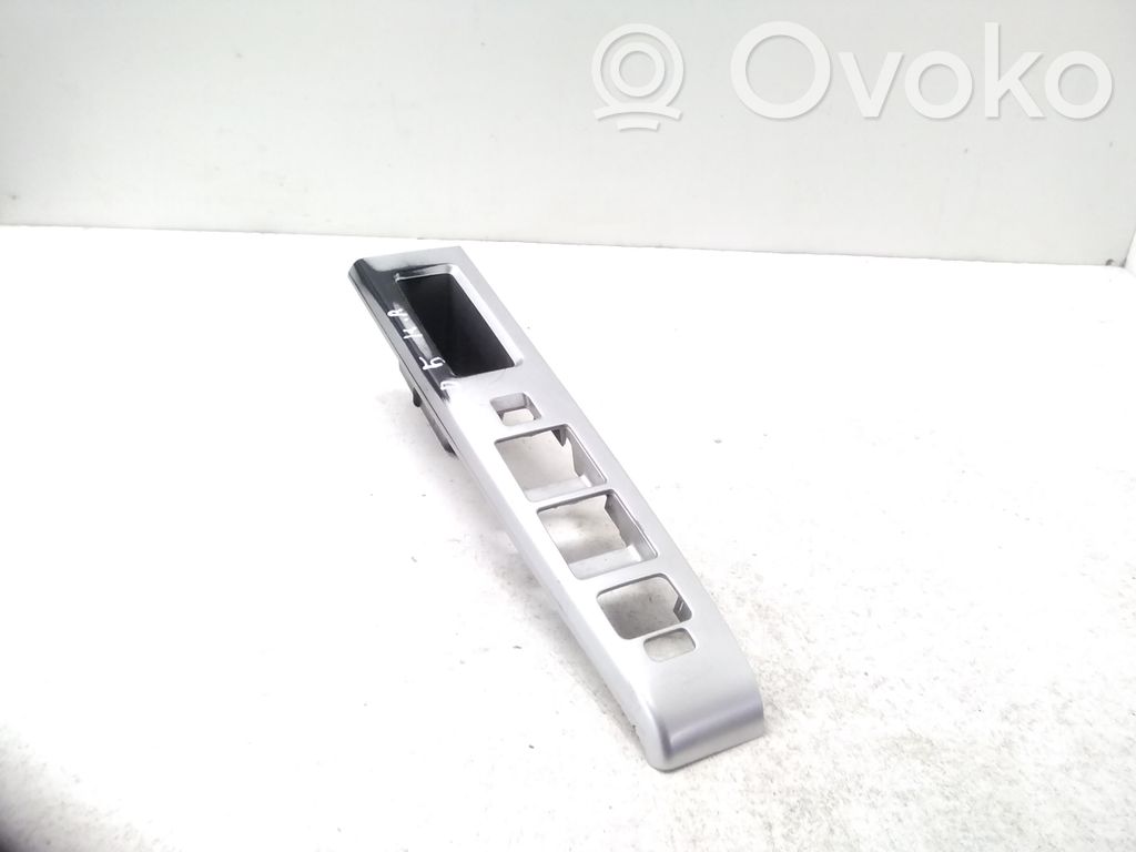 Mazda 5 Other front door trim element 