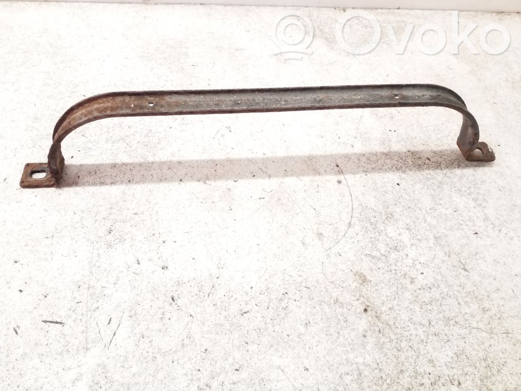 Volkswagen Phaeton Soporte de montaje del depósito de combustible 