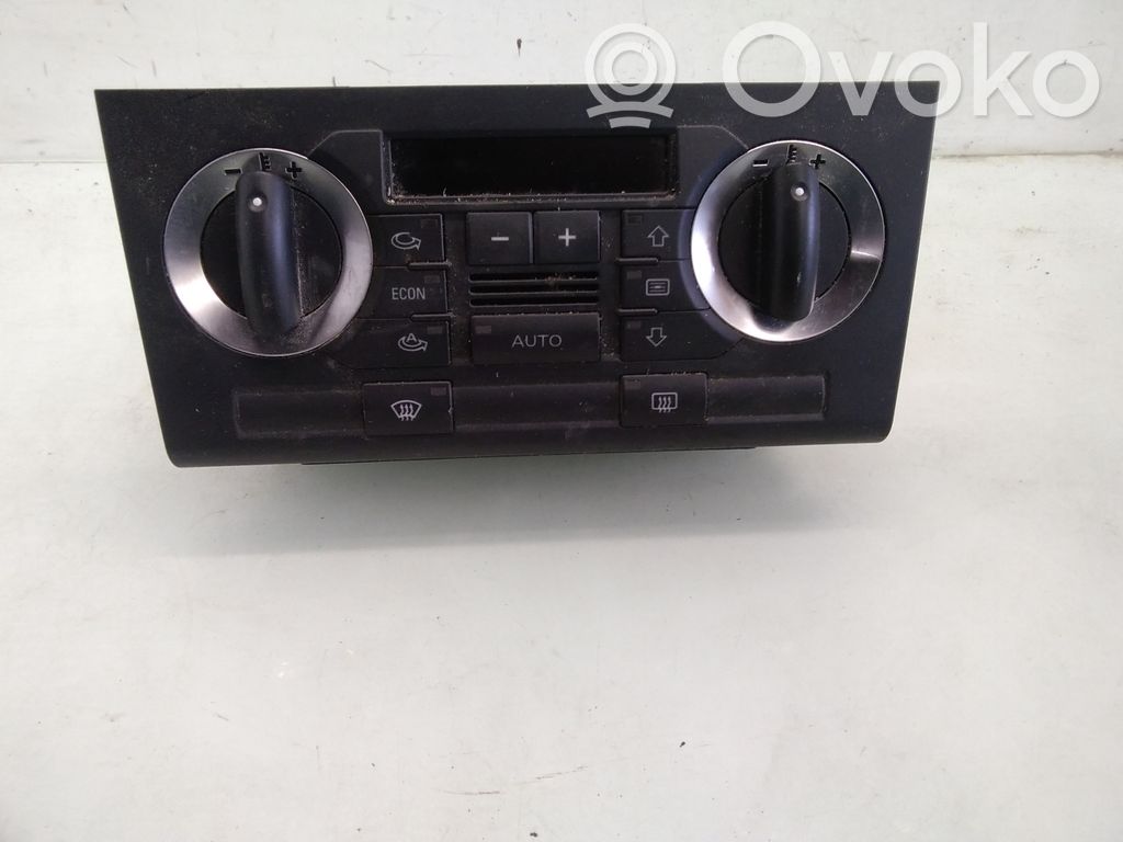 Audi A3 S3 8P Panel klimatyzacji 