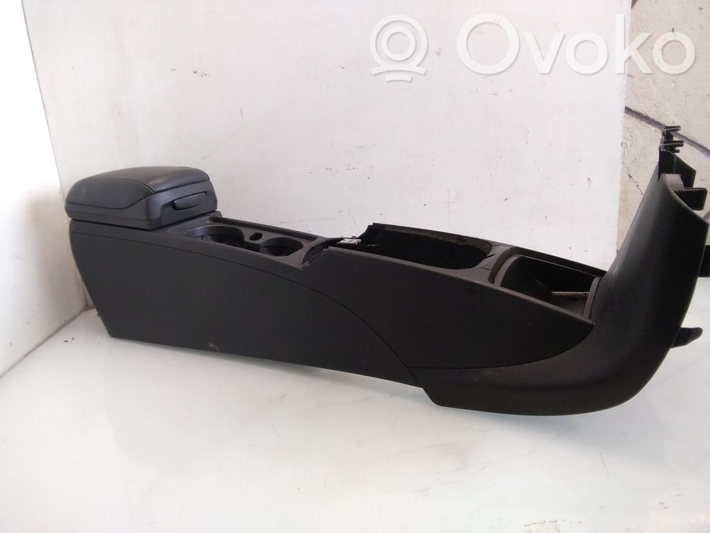 Volvo V50 Centrālā konsole 