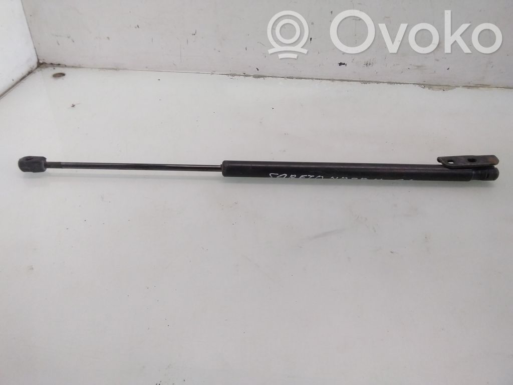 KIA Sorento Tailgate/trunk strut/damper 