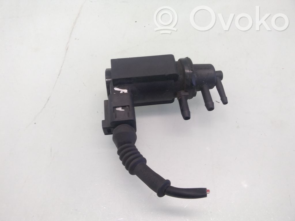 Audi A6 S6 C5 4B Electroválvula del turbo 