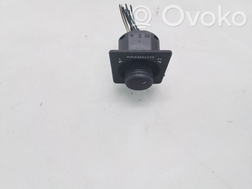 Land Rover Freelander Wing mirror switch 