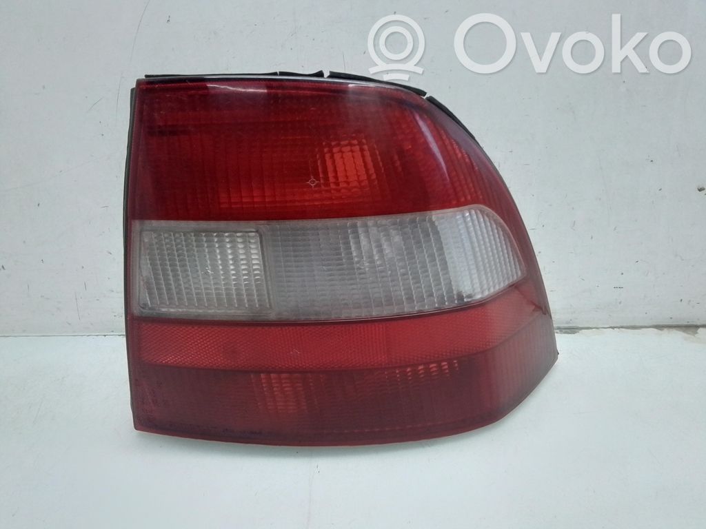 Opel Vectra B Luz trasera/de freno 