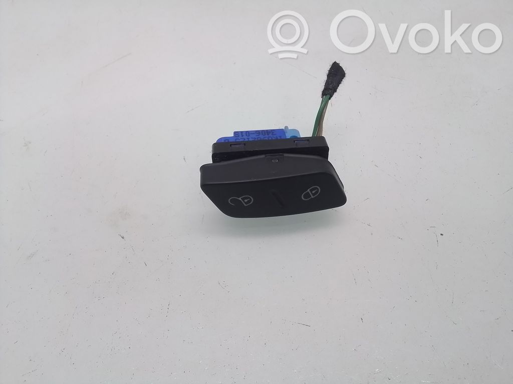 Volkswagen Golf V Central locking switch button 