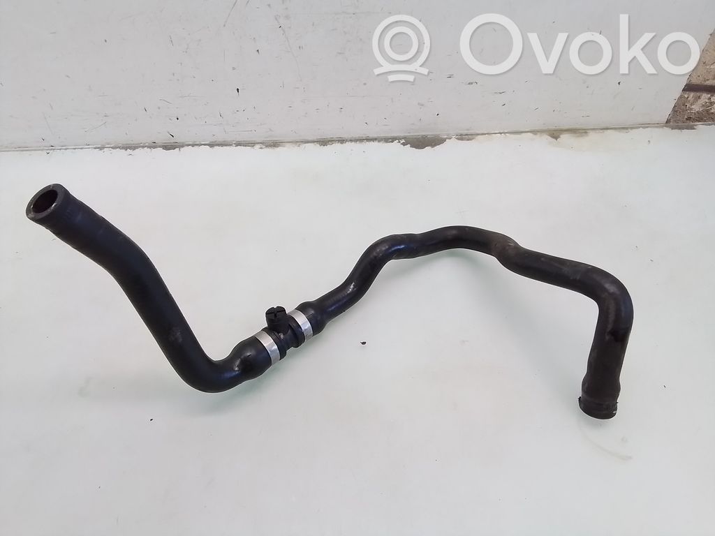 BMW 5 E39 Engine coolant pipe/hose 