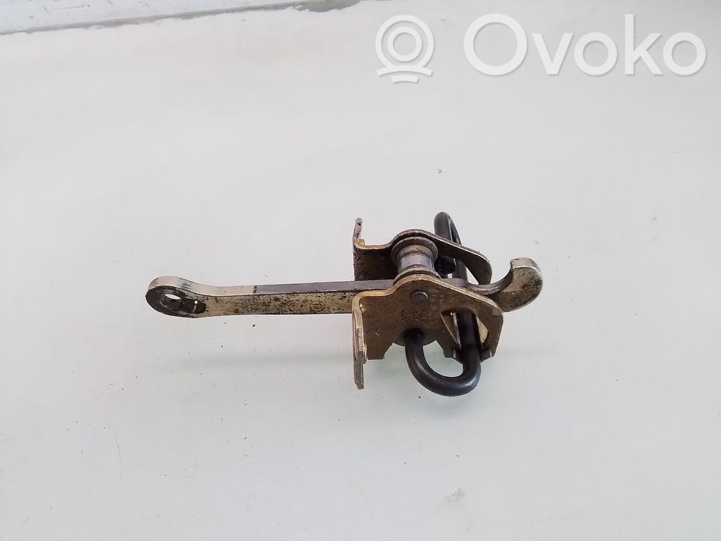 BMW 3 E36 Etuoven pidätin 