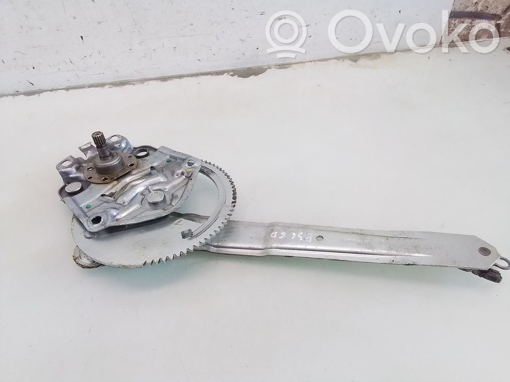 BMW 3 E36 Regulador manual de la ventanilla trasera 