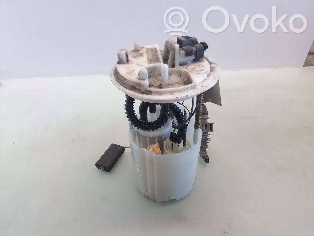 Opel Corsa D Polttoainesäiliön pumppu 