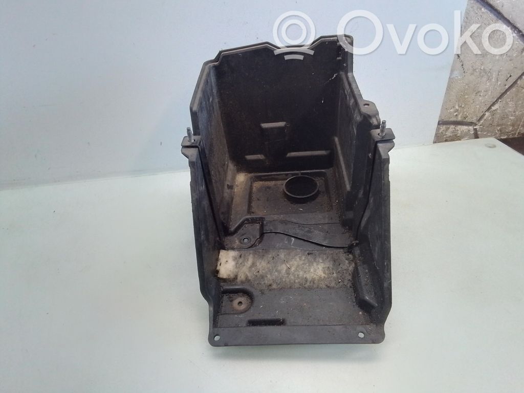 Mazda 5 Akumuliatoriaus dėžė 