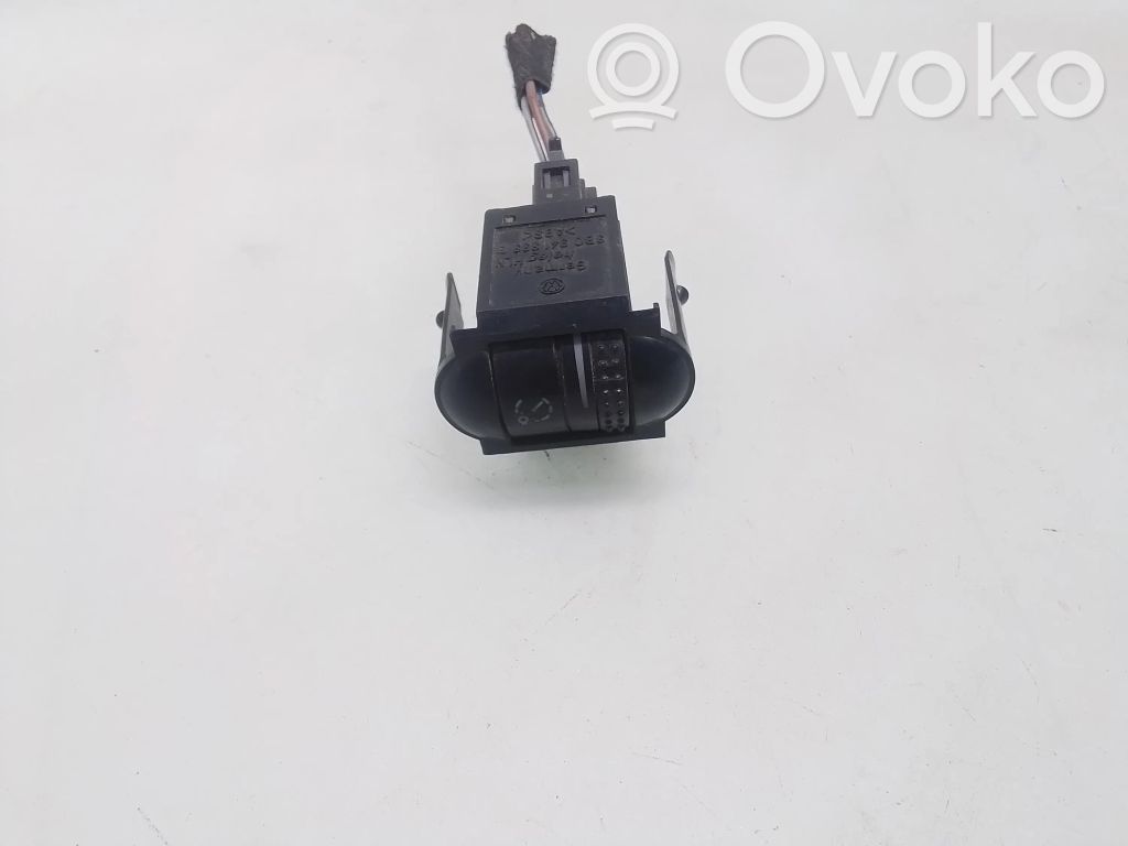 Skoda Superb B5 (3U) Panel lighting control switch 