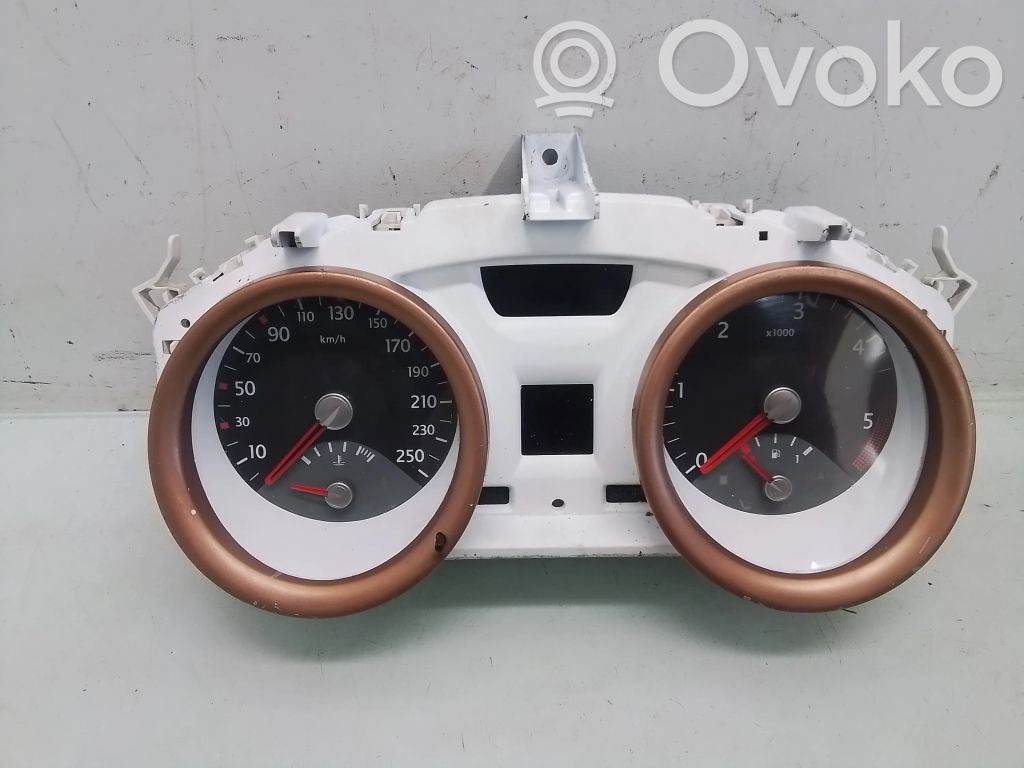 Renault Megane II Speedometer (instrument cluster) 