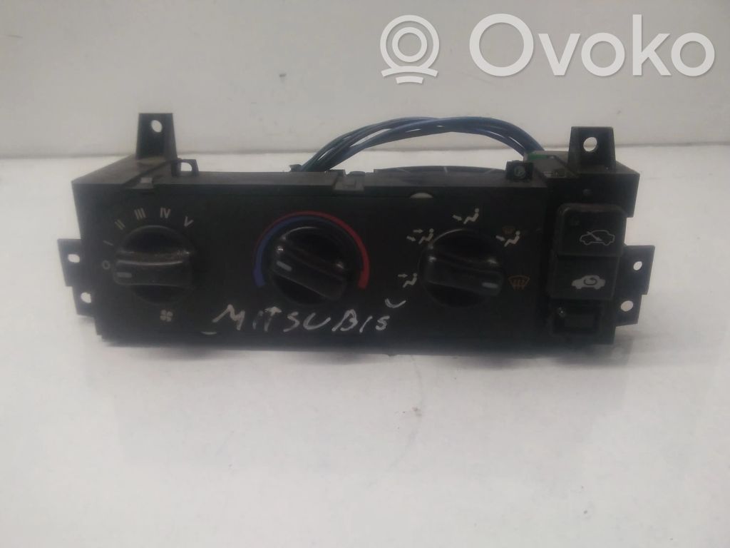 Mitsubishi Carisma Climate control unit 