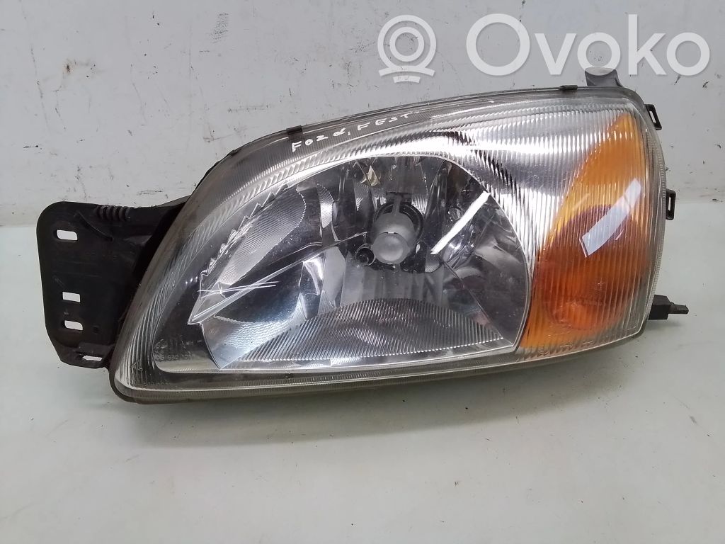 Ford Fiesta Etu-/Ajovalo 