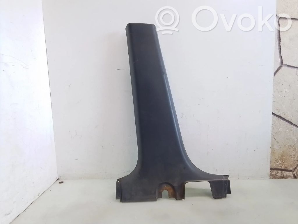 Osłona dolna słupka / B   MR951607ZZ