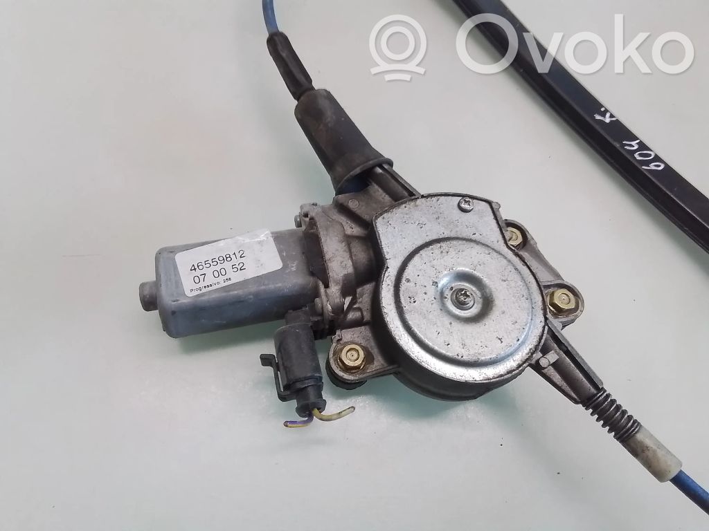 Fiat Bravo - Brava Elektryczny podnośnik szyby drzwi tylnych 