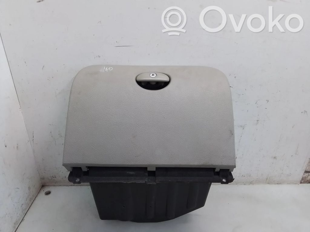 Citroen C5 Glove box 