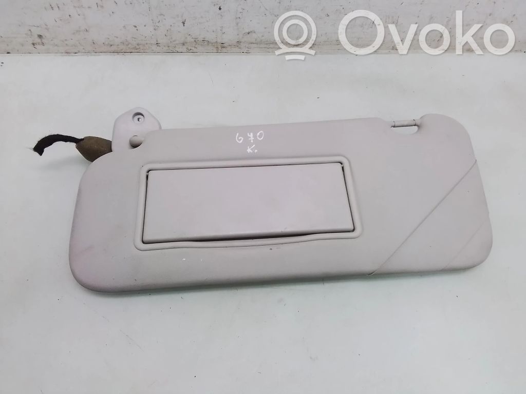Sun visor