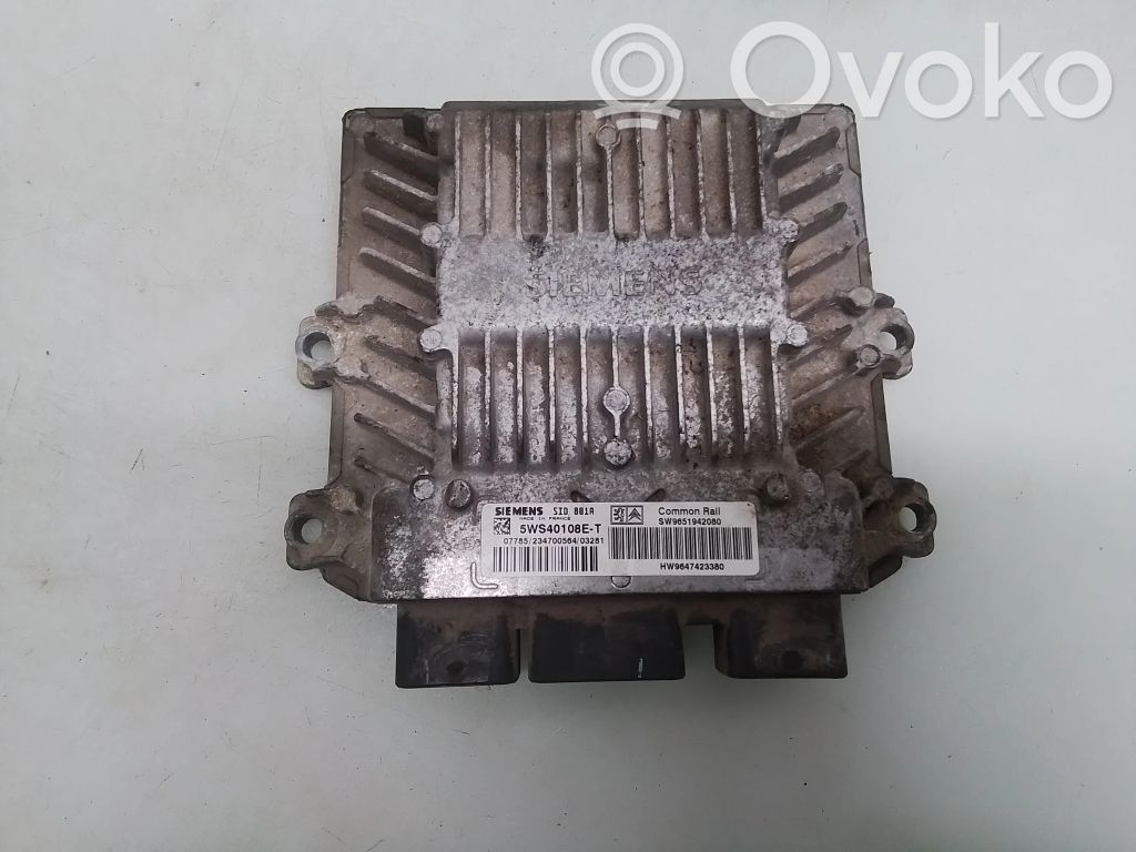 Engine control unit/module   5WS40108ET