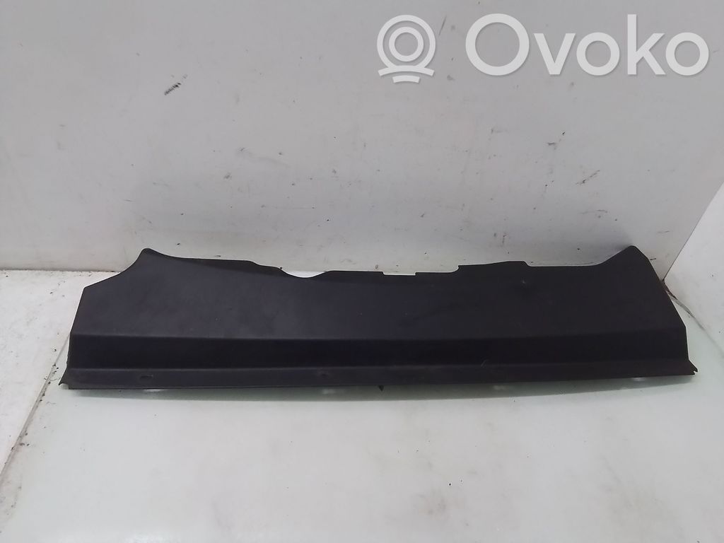 Ford Focus Apdaila variklio dangčio spynos 