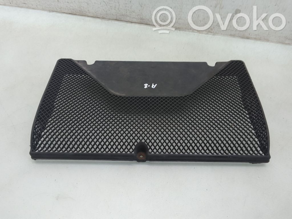 Audi A8 S8 D2 4D Muu moottoritilan osa 