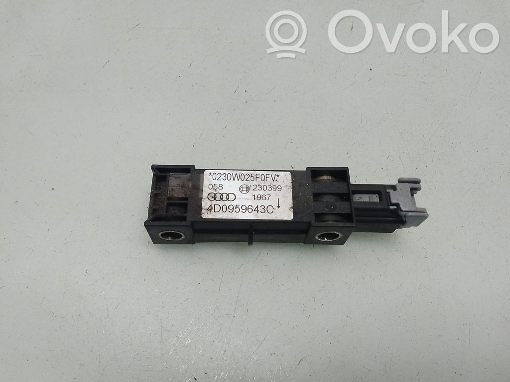 Audi A8 S8 D2 4D Airbagsensor Crashsensor Drucksensor 