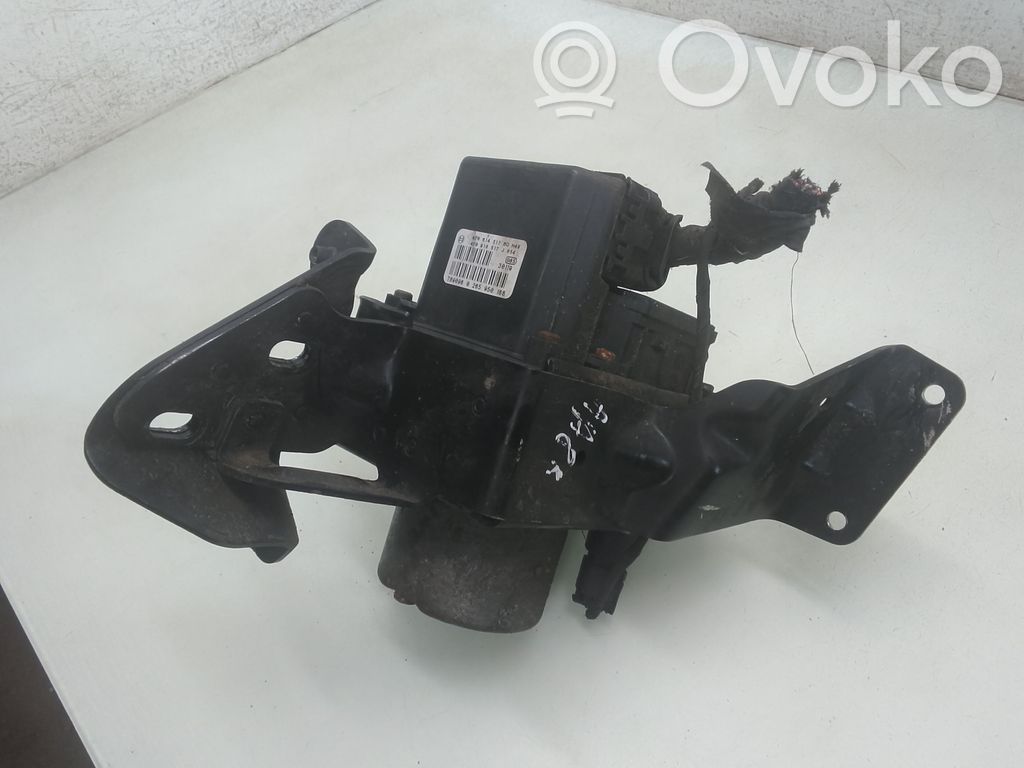 Audi A8 S8 D3 4E ABS Pump 