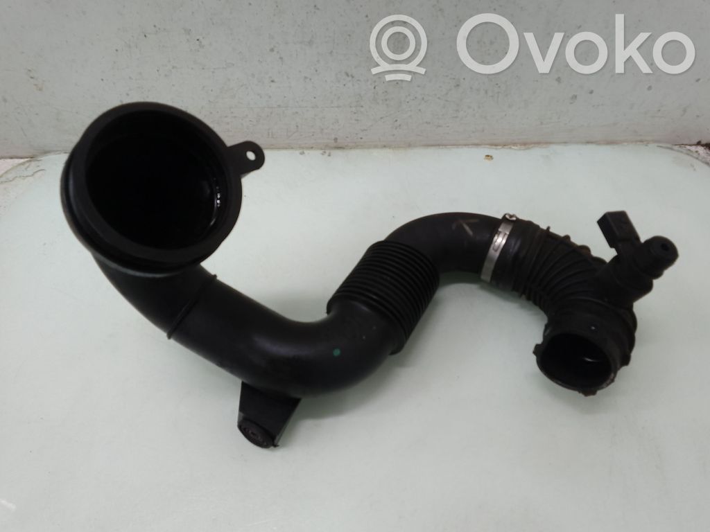 Audi A8 S8 D3 4E Air intake hose/pipe 